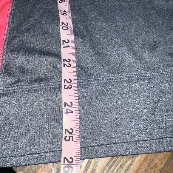 PINK GREY & HOT PINK PULLOVER THUMB HOLES SZ L QUARTER NECK ZIPPER - Picture 9 of 10